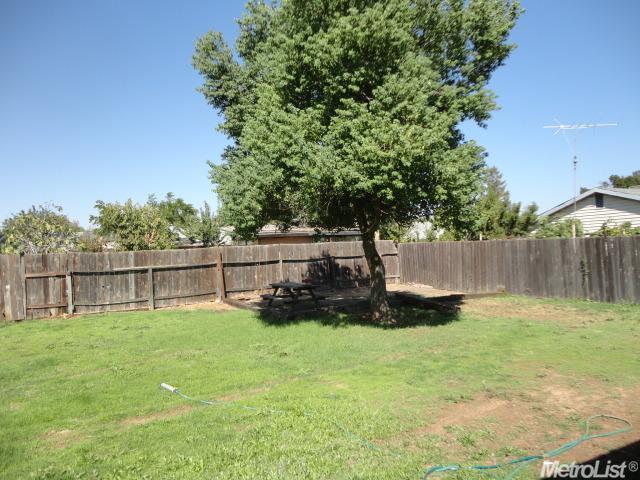 2305 Chuck Ct, Elverta, CA 95626 photo 2
