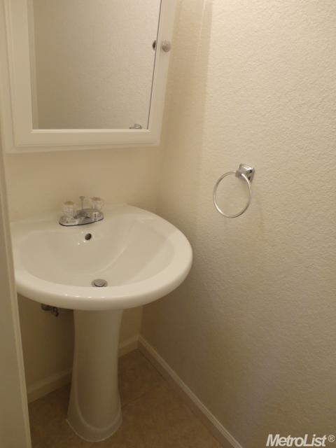 2305 Chuck Ct, Elverta, CA 95626 photo 11