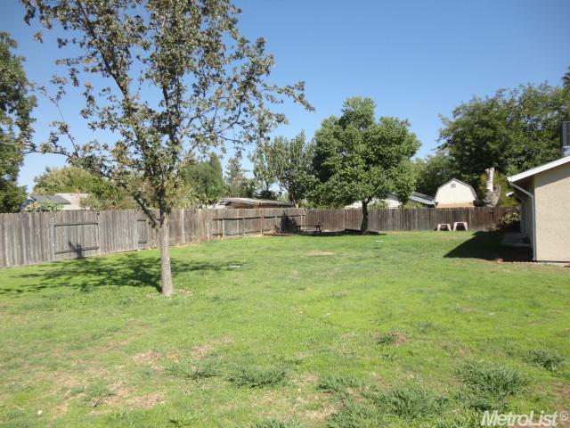 2305 Chuck Ct, Elverta, CA 95626 photo 3