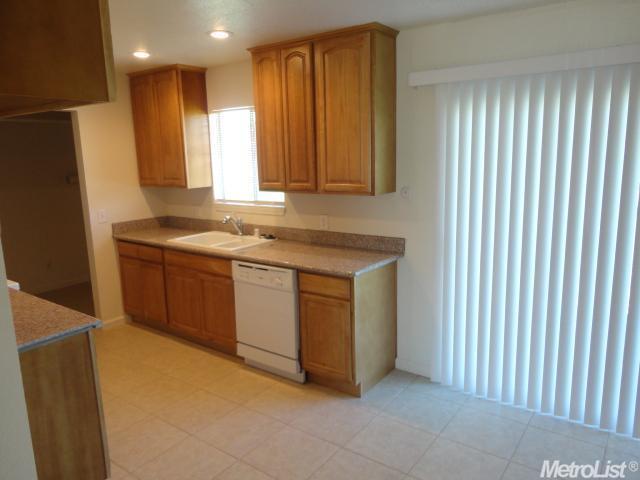 2305 Chuck Ct, Elverta, CA 95626 photo 8
