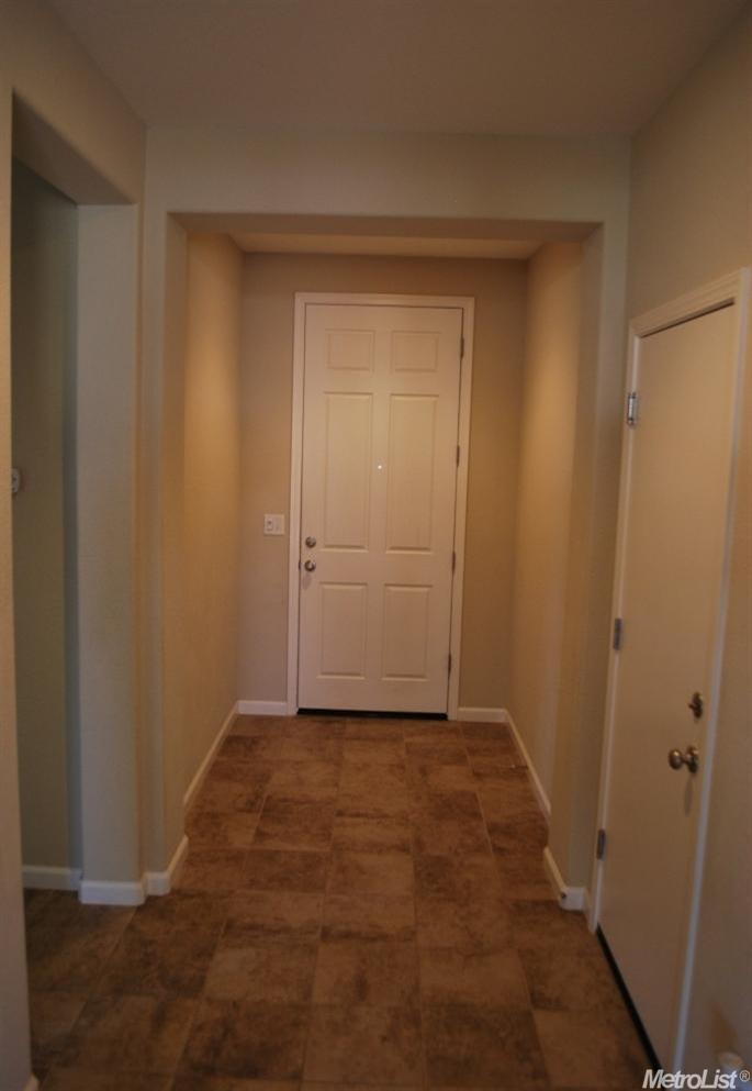 1353 Camilla St, Manteca, CA 95337 photo 4