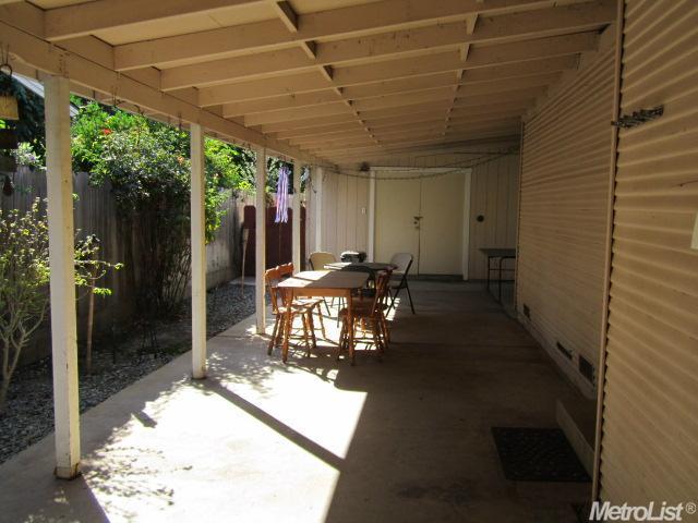 519 Castle St, Modesto, CA 95350 photo 8