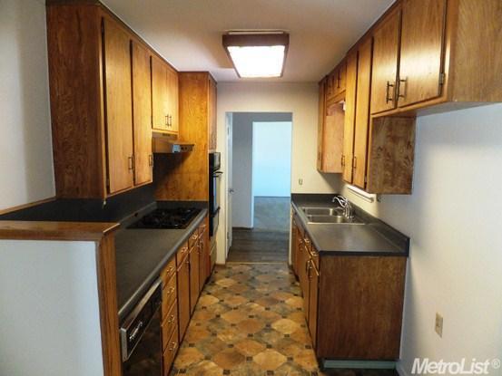 1524 Robbie Ave, Modesto, CA 95350 photo 8
