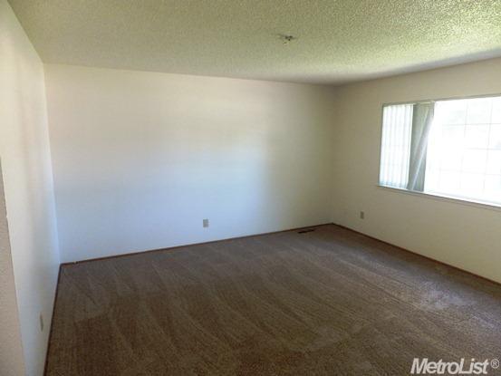 1524 Robbie Ave, Modesto, CA 95350 photo 11