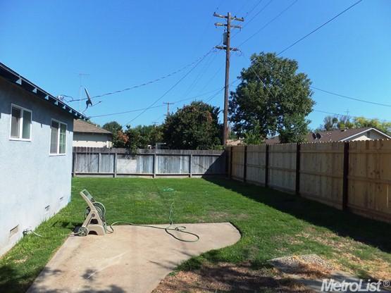 1524 Robbie Ave, Modesto, CA 95350 photo 4