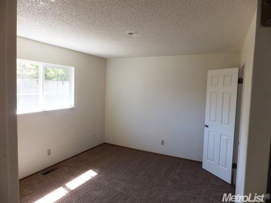 1524 Robbie Ave, Modesto, CA 95350 photo 13