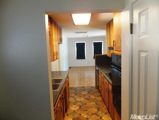 1524 Robbie Ave, Modesto, CA 95350 photo 9