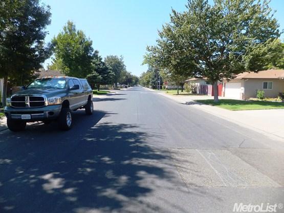 1524 Robbie Ave, Modesto, CA 95350 photo 7