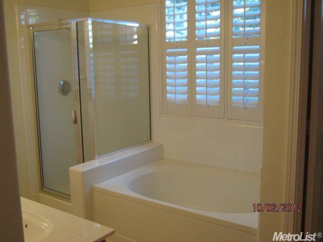 8341 Falcon View Dr, Antelope, CA 95843 photo 10