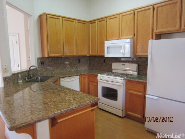 8341 Falcon View Dr, Antelope, CA 95843 photo 7