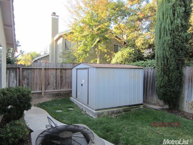 8341 Falcon View Dr, Antelope, CA 95843 photo 17