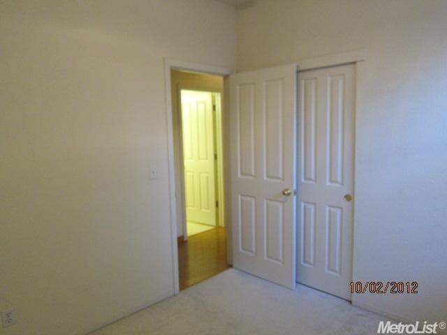 8341 Falcon View Dr, Antelope, CA 95843 photo 12
