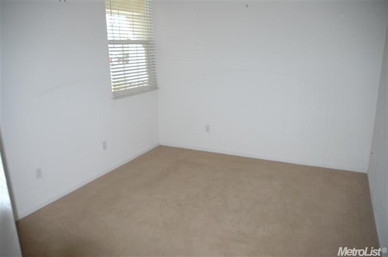 1987 Nehemiah Dr, Manteca, CA 95336 photo 10