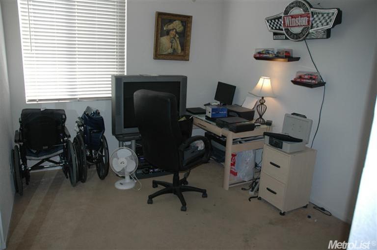 1987 Nehemiah Dr, Manteca, CA 95336 photo 9
