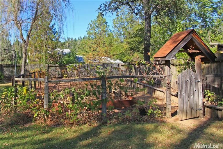 2002 Alexander Ln, Placerville, CA 95667 photo 5