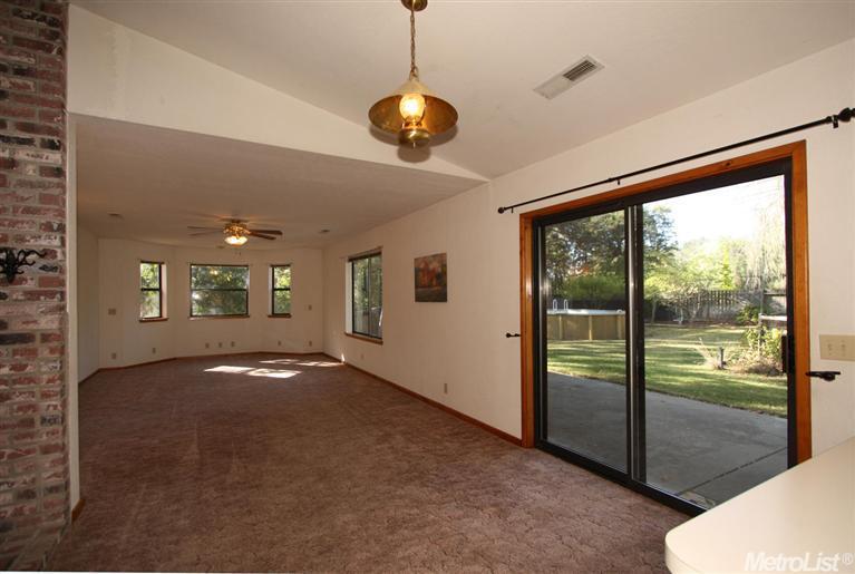 2002 Alexander Ln, Placerville, CA 95667 photo 3
