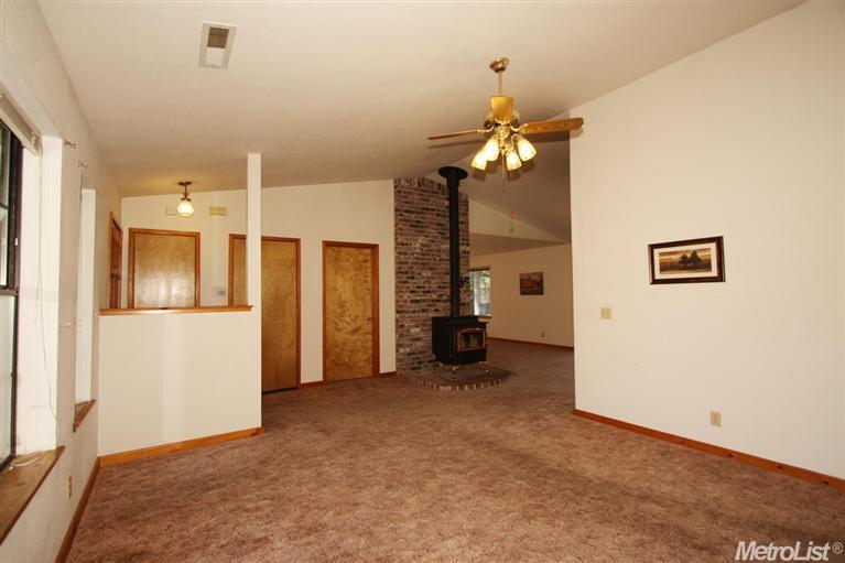 2002 Alexander Ln, Placerville, CA 95667 photo 13