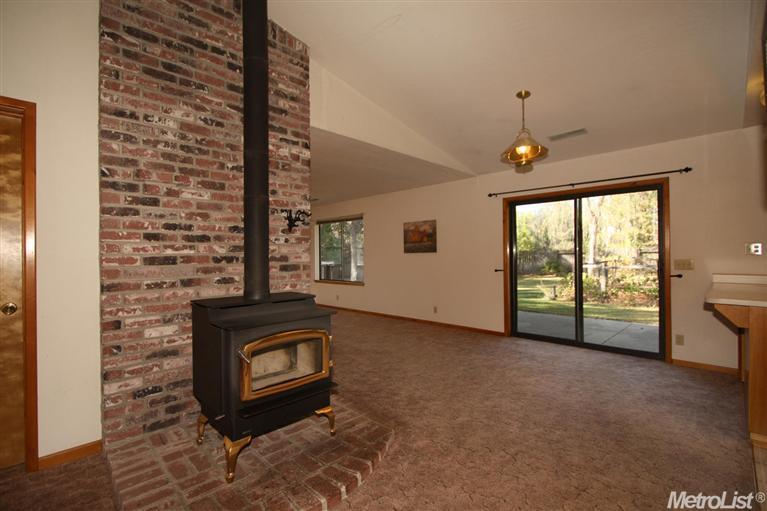 2002 Alexander Ln, Placerville, CA 95667 photo 2
