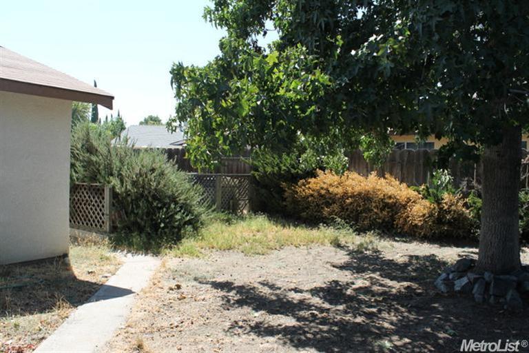 519 Sequoia Blvd, Tracy, CA 95376 photo 9