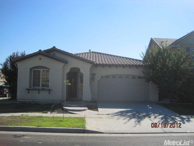 3024 Caden Dr, Modesto, CA 95355 photo 1