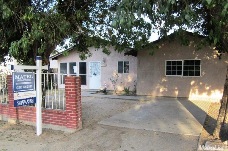 5224 8th St, Keyes, CA 95328 photo 1