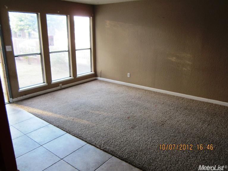 5224 8th St, Keyes, CA 95328 photo 2
