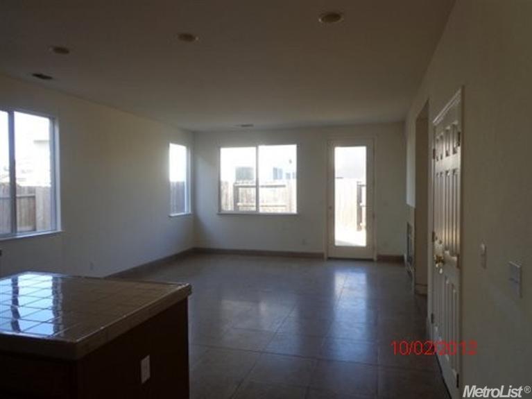 143 Magnetite Ave, Lathrop, CA 95330 photo 6