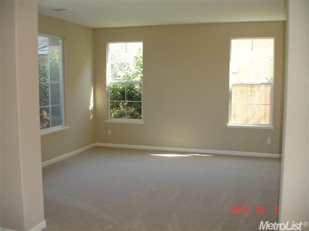 1202 Imperial Lily Dr, Patterson, CA 95363 photo 6