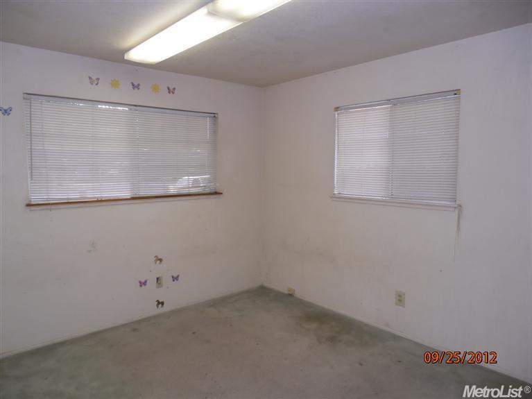 1948 S St, Newman, CA 95360 photo 6