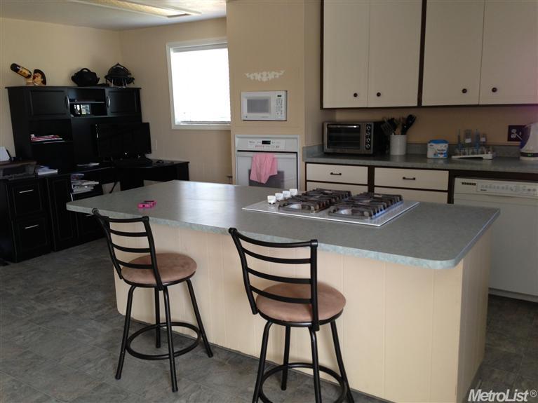 304 Court St, Jackson, CA 95642 photo 2