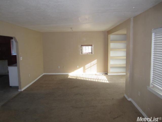 4401 N Central Ave, Ceres, CA 95307 photo 2