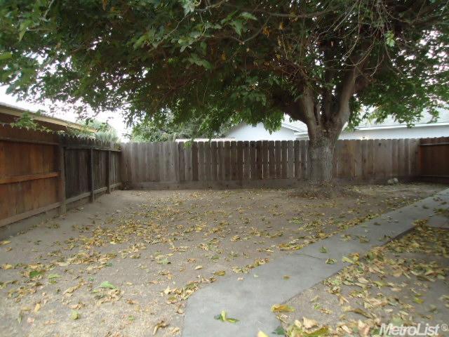 1420 Overholtzer Dr, Modesto, CA 95355 photo 17