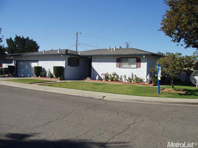 911 Sylvia St, Gustine, CA 95322 photo 1