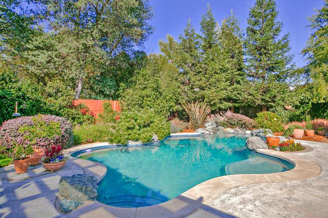7236 Willowbank Way, Carmichael, CA 95608 photo 4