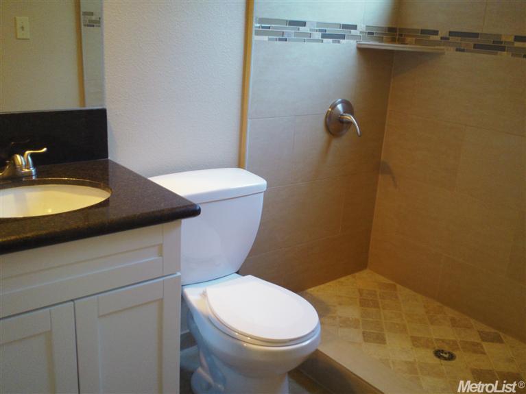 1504 E Rumble Rd, Modesto, CA 95355 photo 10