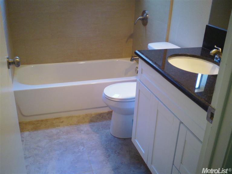 1504 E Rumble Rd, Modesto, CA 95355 photo 8