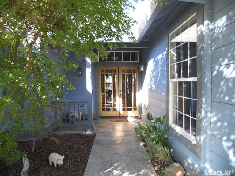 909 Mesquite Dr, Davis, CA 95618 photo 2