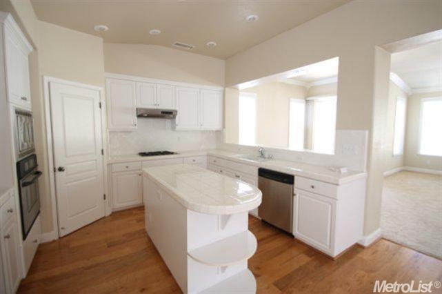1627 Millbrook Dr, Lodi, CA 95242 photo 4