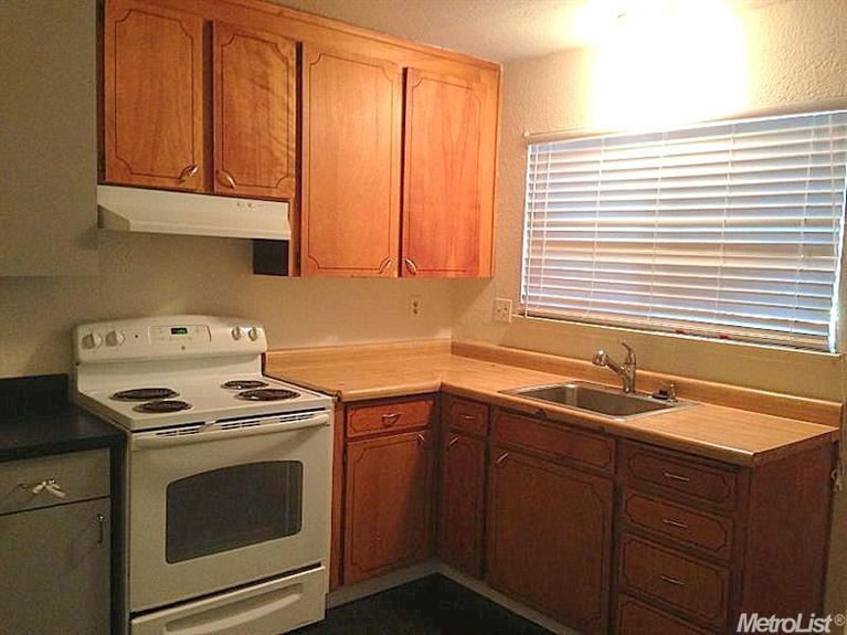 910 Sequoia Blvd, Tracy, CA 95376 photo 3