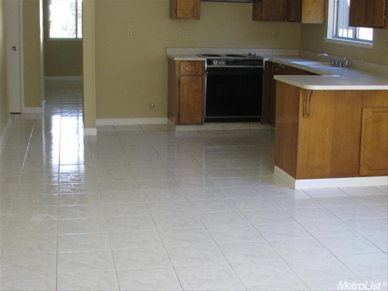 832 Winery Way, Modesto, CA 95356 photo 5