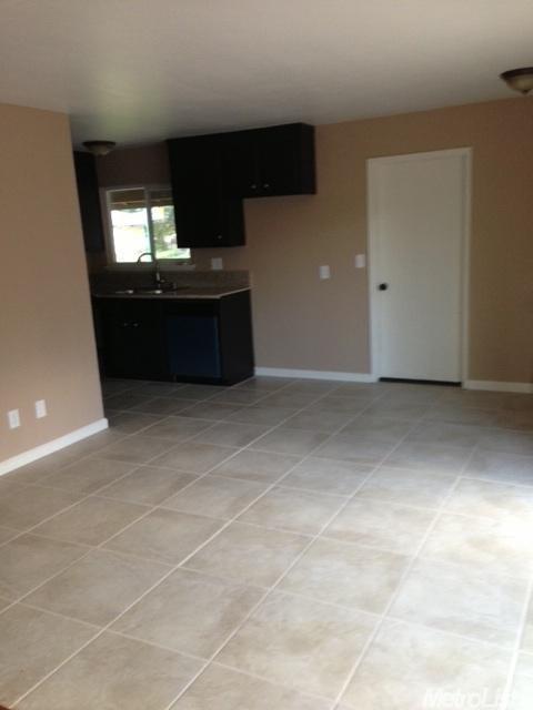 1017 Athens Ave, Modesto, CA 95350 photo 5