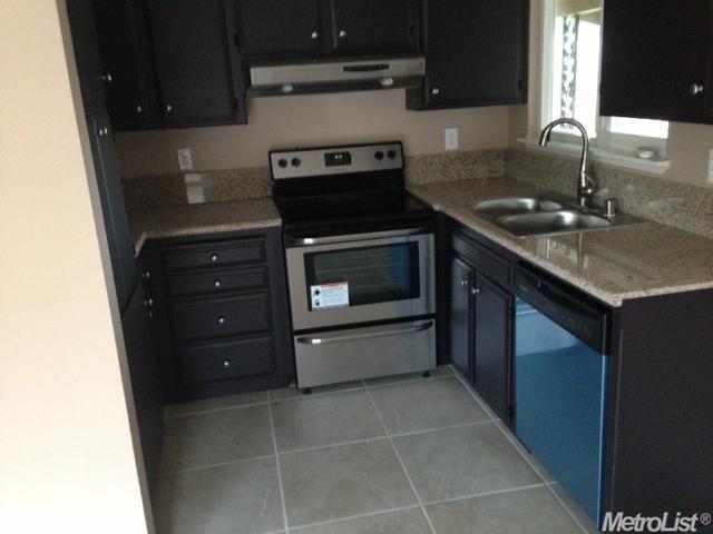 1017 Athens Ave, Modesto, CA 95350 photo 6