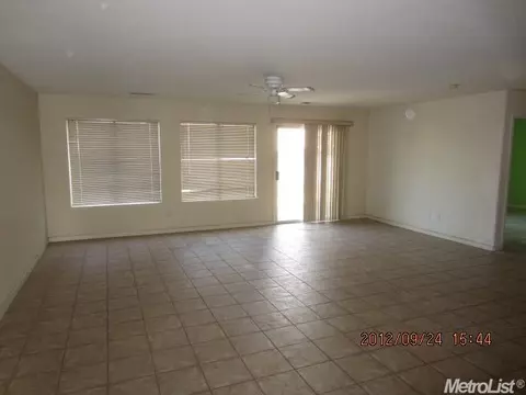 1064 S Highland Ave, Ripon, CA 95366 photo 6