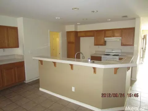 1064 S Highland Ave, Ripon, CA 95366 photo 7