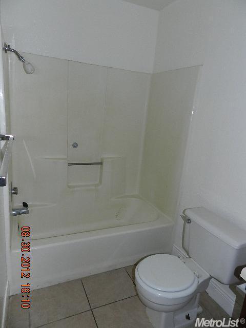 21 W Starling Ct, Merced, CA 95341 photo 8