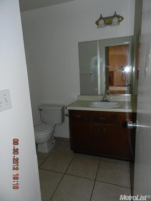 21 W Starling Ct, Merced, CA 95341 photo 7