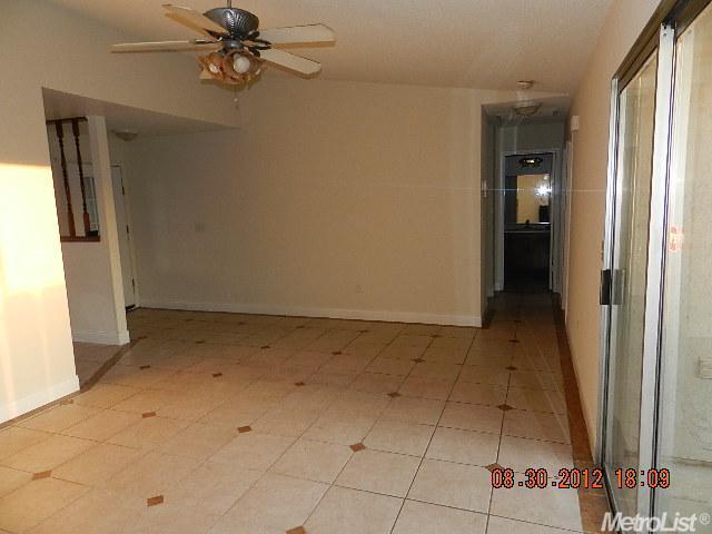 21 W Starling Ct, Merced, CA 95341 photo 4