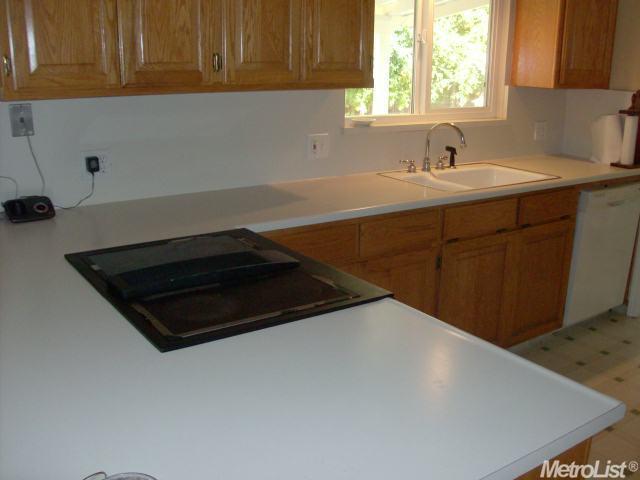 1605 Lavender Ln, Modesto, CA 95355 photo 7