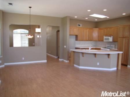 2013 Landing Ct, Modesto, CA 95357 photo 8