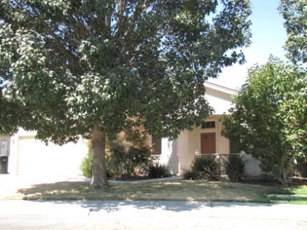 2013 Landing Ct, Modesto, CA 95357 photo 2